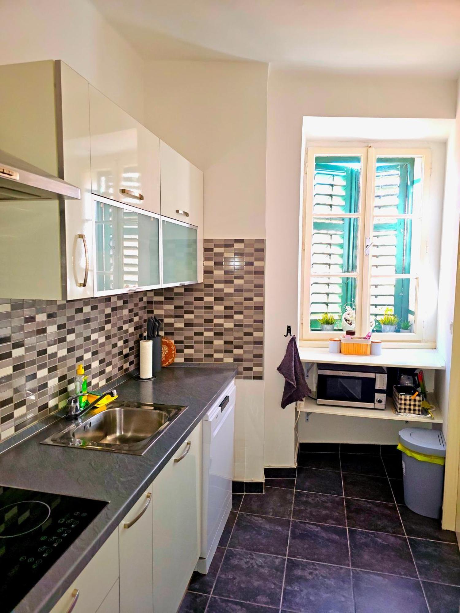 שיבניק Apartman Square View מראה חיצוני תמונה